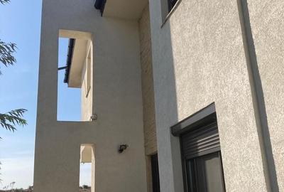 Casă cu 4 camere în Titan - 3