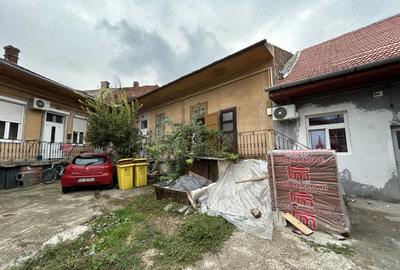 Garsonieră semidecomandată în Central - 1