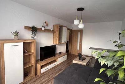 Apartament cu 3 camere decomandat în Circumvalațiunii - 2