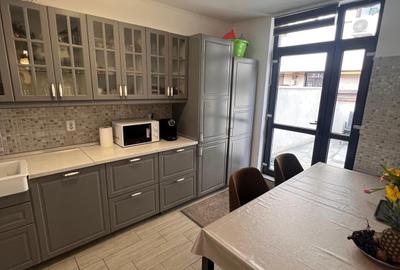 Apartament cu 3 camere semidecomandat, mobilat în Bucureștii Noi - 2