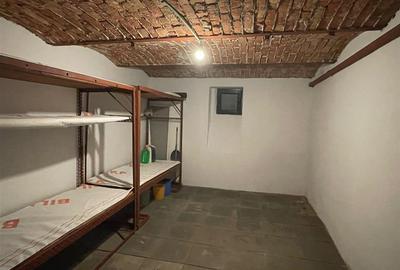 Apartament cu 4 camere semidecomandat în Central - 9