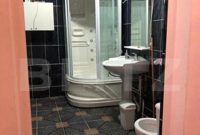 Casa de vanzare, cu 7 camere, 350 mp u & 2850 mp teren - 2