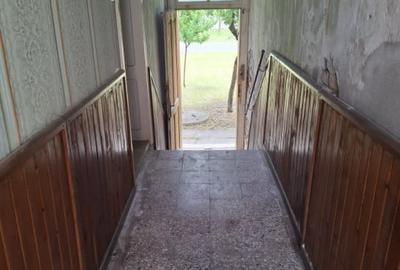 Casa din caramida pentru renovat  3 camere in Nadlac - 6