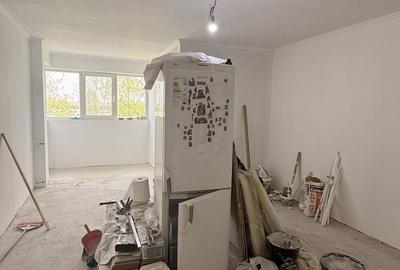 Garsonieră decomandată în Titan - 1