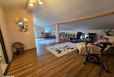 Casă cu 4 camere în Sintești - 4