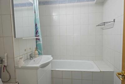 Apartament cu 3 camere decomandat în Rolast - 7