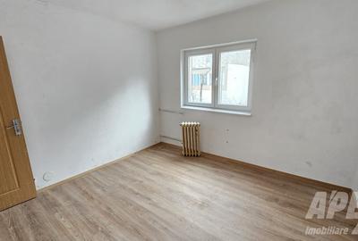 Apartament 2 camere de vanzare - 12