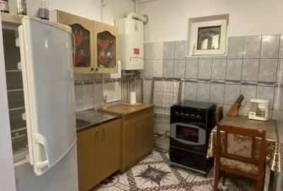 Apartament Bisericii Romane