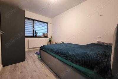 Apartament cu 3 camere decomandat în Titan - 1