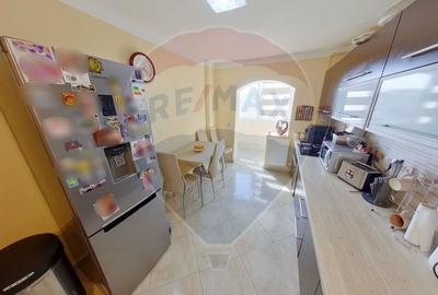 Apartament cu 4 camere decomandat, mobilat în Central - 6