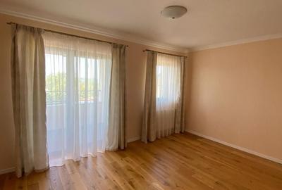 Casă individuală cu 5 camere cu Canalizare în Cornișa - 9