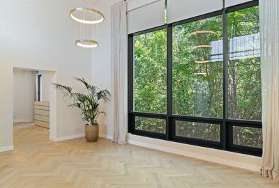 Vila superba la liziera padurii | Iancu Nicolae | Brtitish School | - 16