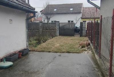 Casă cu 2 camere cu Teren 330 Mp în Sud - 2