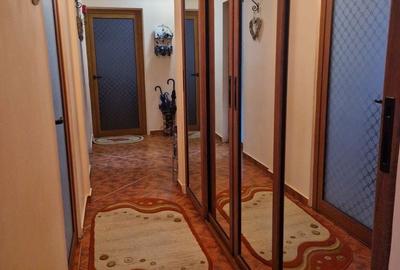 Apartament cu 3 camere decomandat în Vest - 7