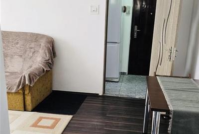 Apartament cu 2 camere semidecomandat, mobilat în Gemenii - 3