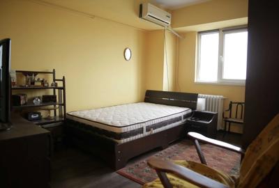 OBOR, SOS. COLENTINA VAV DE KAUFLAND, METROUL OBOR LA5MIN. - 2