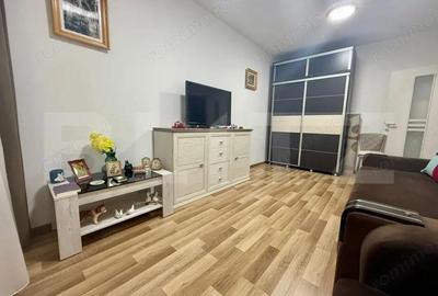 Garsonieră decomandată în Sânpetru - 4