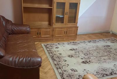 Apartament cu 3 camere decomandat în Trivale - 2