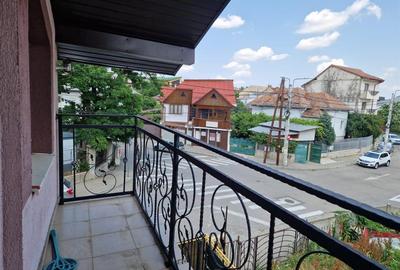 Casă individuală cu 4 camere cu Canalizare în Central - 2