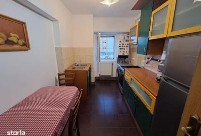 Apartament cu 3 camere decomandat în Păcurari - 2