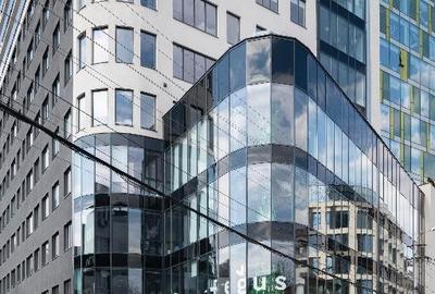 Acces nelimitat la spa?ii de co-working in Regus Central Business Plaz - 2