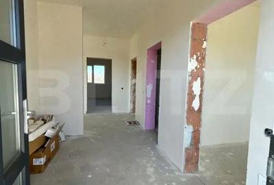 Casă cu 4 camere cu Teren 620 Mp în Central - 9