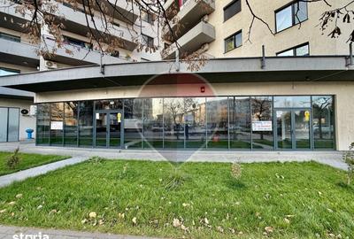 Spațiu comercial, de 80 mp, în Central