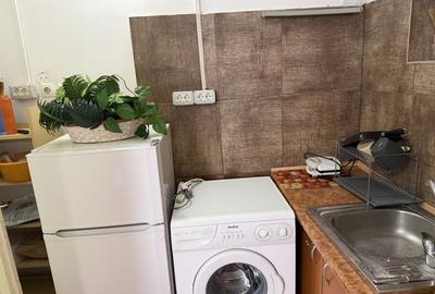 Garsoniera la casa str.moldoveanu-milea acces separat - 4