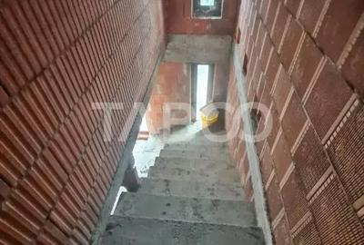 Casă cu 4 camere cu Canalizare în Lancrăm - 14