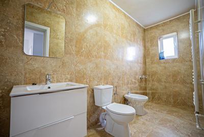 Casă de vânzare în Mamaia Nord – ideală pentru locuit sau investiție - 18