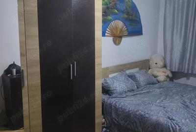 Apartament cu 3 camere semidecomandat în Craiovița Nouă - 2