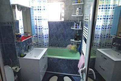 Apartament cu 2 camere decomandat în Piața Centrală - 7