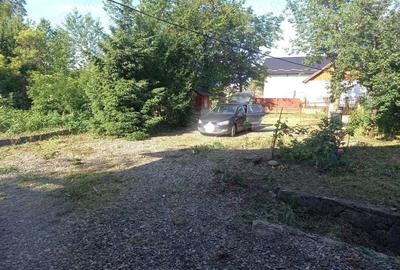 Casă cu 4 camere cu Teren 1700 Mp în Pătrăuți - 1