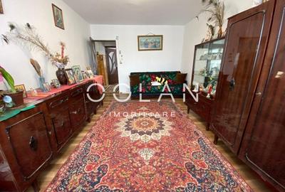 Apartament 2 camere, etaj 2, langa Piata Vasile Aaron - 11