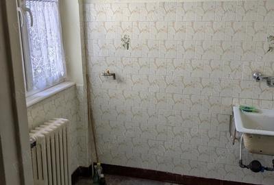 Apartament cu 2 camere decomandat în Central - 3