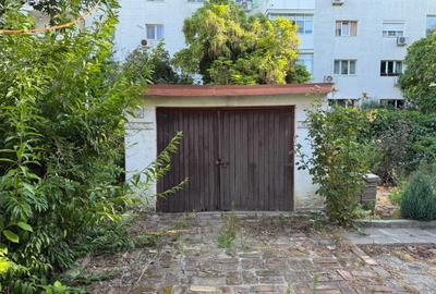 Vila in zona Băneasa, în imediata vecinătate a Parcului Herăstrău 7 camere - 12