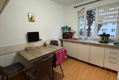 Apartament  de vanzare,etaj 1,imobil reabilitat zona Petrom Manastur - 2