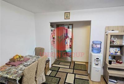 Apartament cu 3 camere, mobilat în Sud - 20