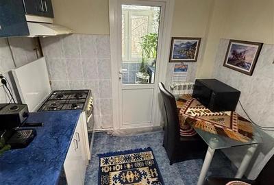 Apartament 3 Camere Decomandat Bl 1985 Metalurgie - 2