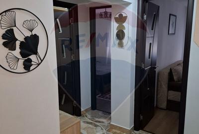 Apartament cu 3 camere, mobilat în Central - 2