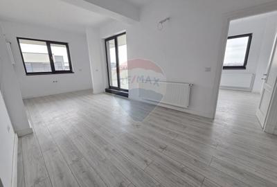 Apartament cu 3 camere decomandat în Nord