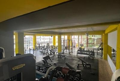 Spațiu comercial, de 1,220 mp, în Central - 2