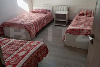 Casă cu 5 camere cu Teren 100 Mp în Central - 2