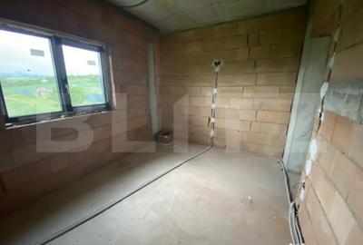 Casă cu 4 camere cu Teren 700 Mp în Aghireș - 3