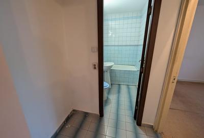 Apartament cu 2 camere semidecomandat în Alexandru cel Bun - 3