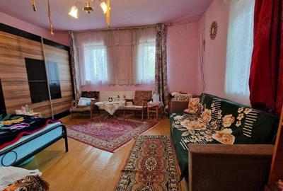 De vanzare casa Carani + teren 2085 mp- 697 - 17