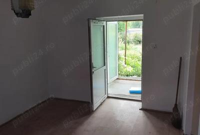 Casă cu 3 camere în Cenei - 4