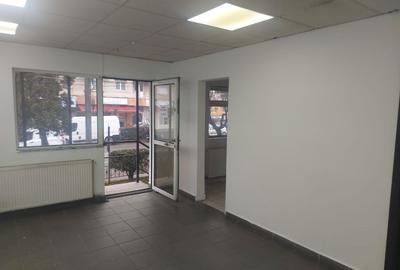 Spațiu comercial, de 26 mp, în Central - 1