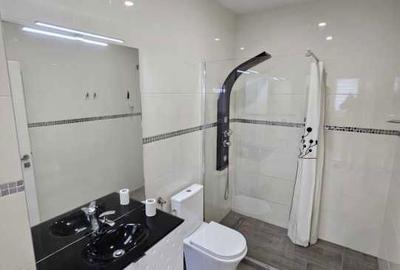 Apartament cu 3 camere decomandat în Florești - 2