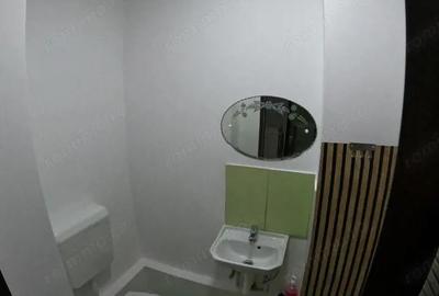 Apartament cu 3 camere decomandat în Central - 9